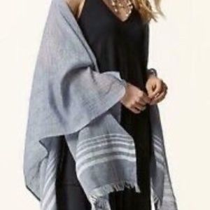 Tommy Bahama Women's Travel Wrap Ruana in Island Navy - NEW